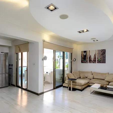 Luxe 2 Bdr * Larnaca